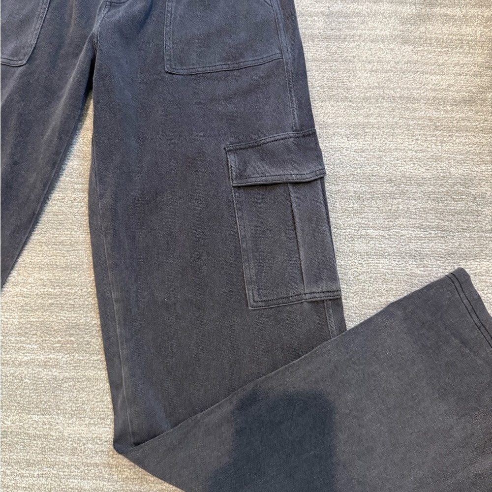 HALARA Flex Mid Rise Straight Leg Cargo Jeans - Picture 11 of 16